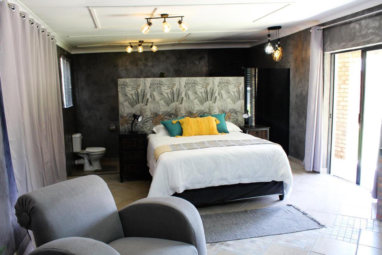 A Step Ahead Hotel Klerksdorp Exterior foto